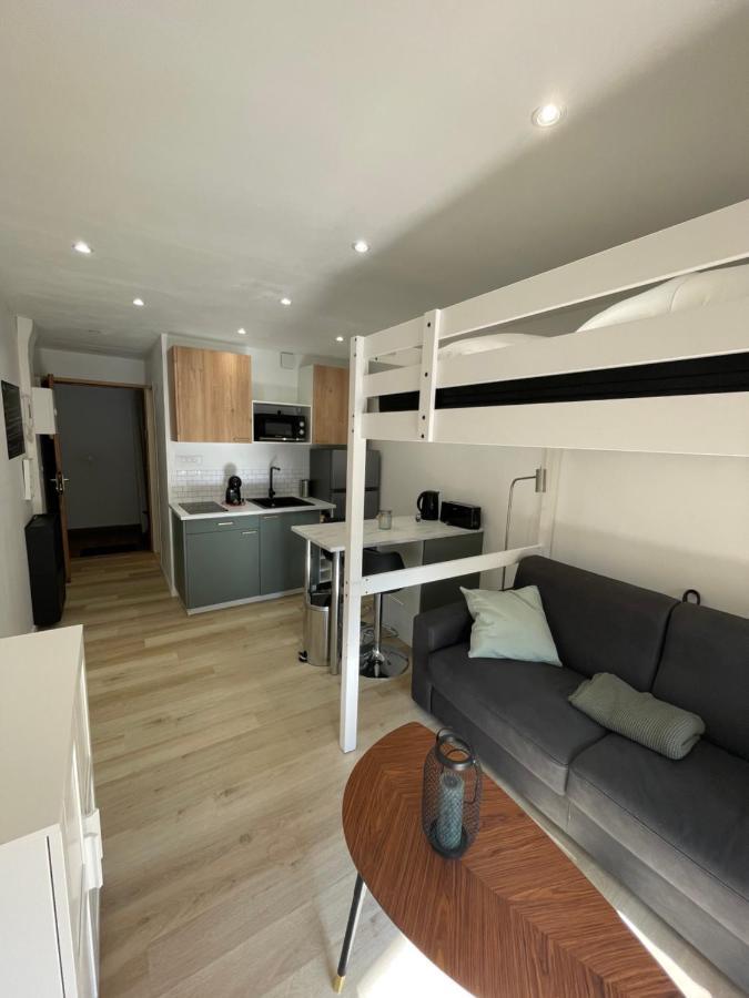 Studio Climatise Piscine Et Proche Plage Sanary-sur-Mer Exterior foto